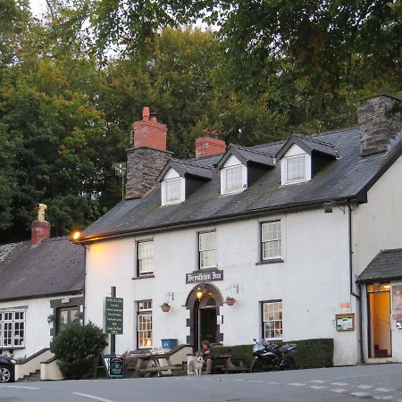 The Bryntirion Inn Llandderfel Экстерьер фото